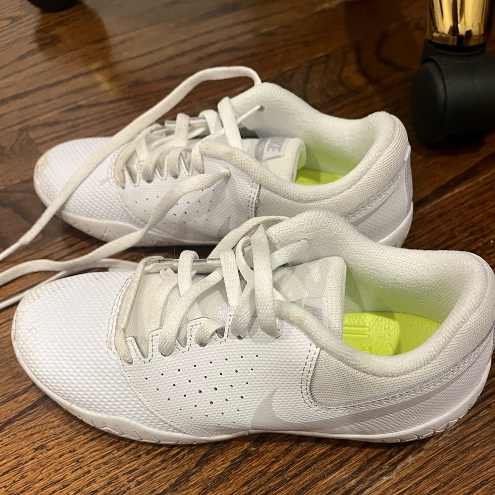 Kids Nike Cheer Sneakers
